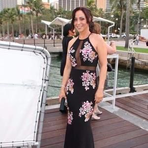 Meet your Posher, Flora